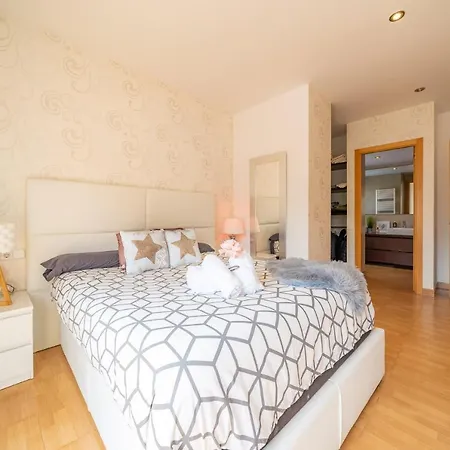 Beverly Hills Lux Air-con Villa