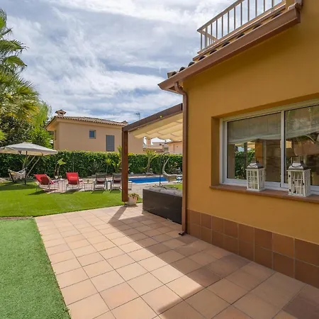 Beverly Hills Lux Air-con Villa Lloret de Mar